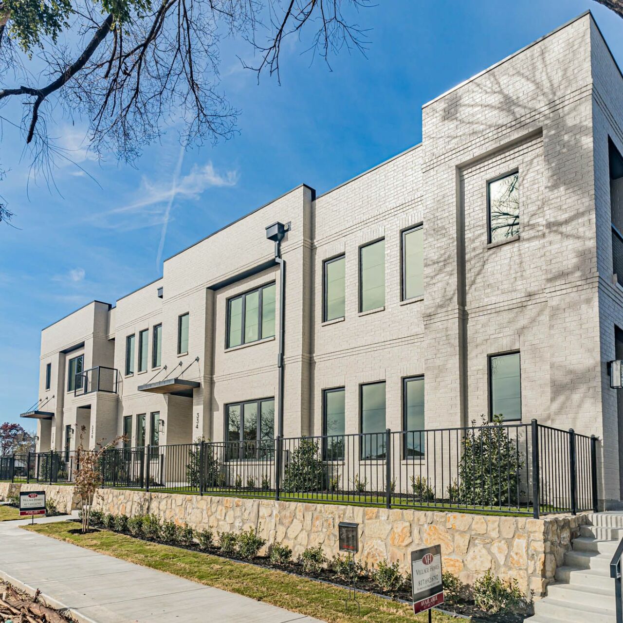 332 Nursery Ln 02
